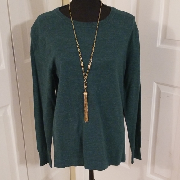 J. Crew Sweaters - ☆ J.Crew ☆ NWT Green Crew Neck Sweater Small